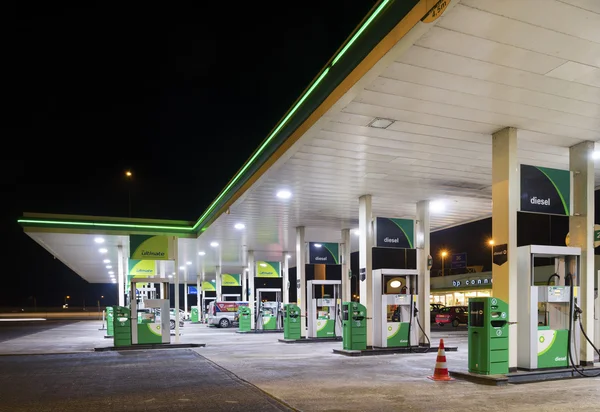 depositphotos_61640819-stock-photo-gas-station-at-night